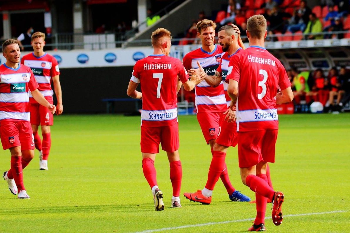 勒沃库森完胜日本，卡拉斯科状态火热的简单介绍