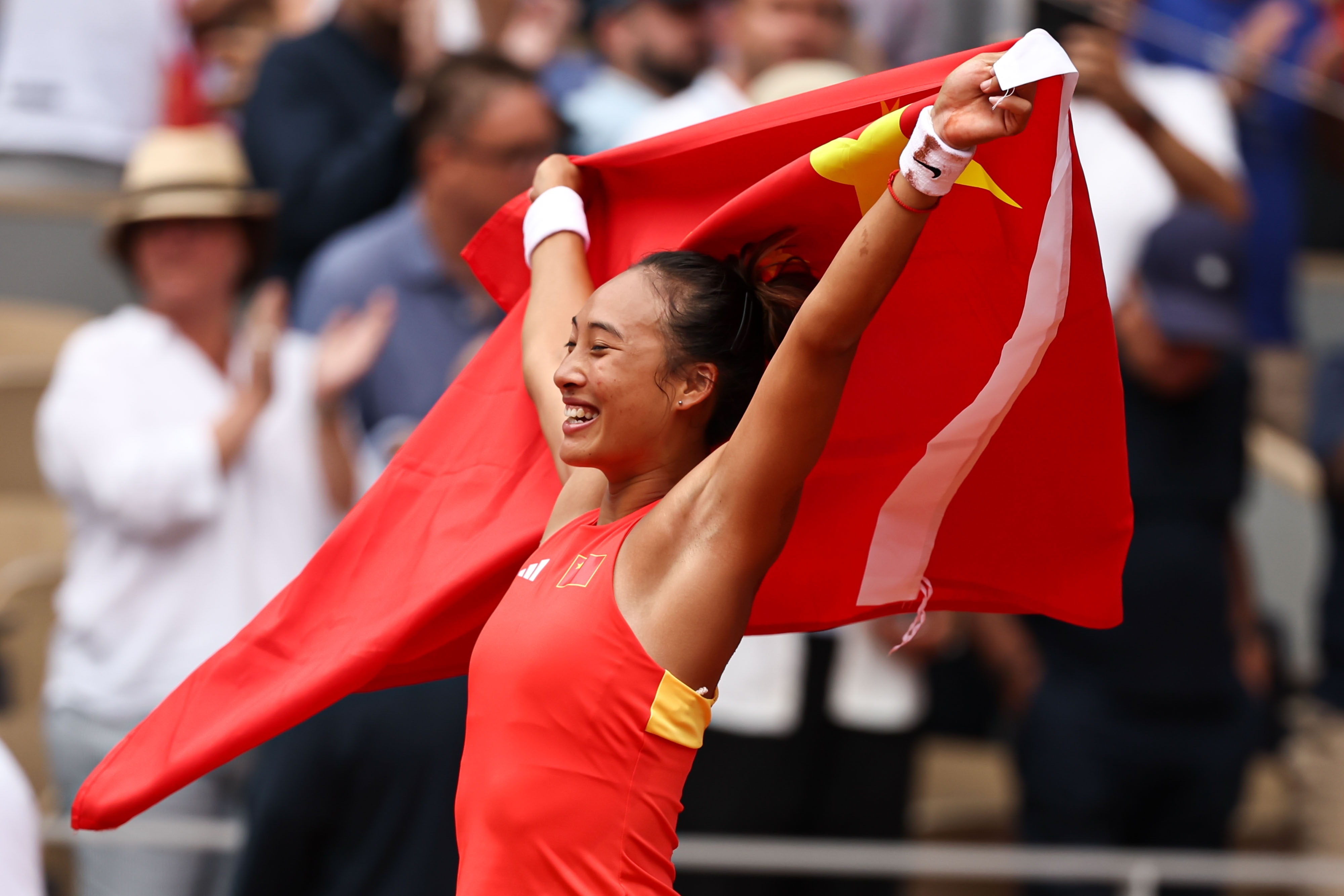 泰国选手逆袭成功,夺得金牌 泰国选手逆袭成功,夺得金牌