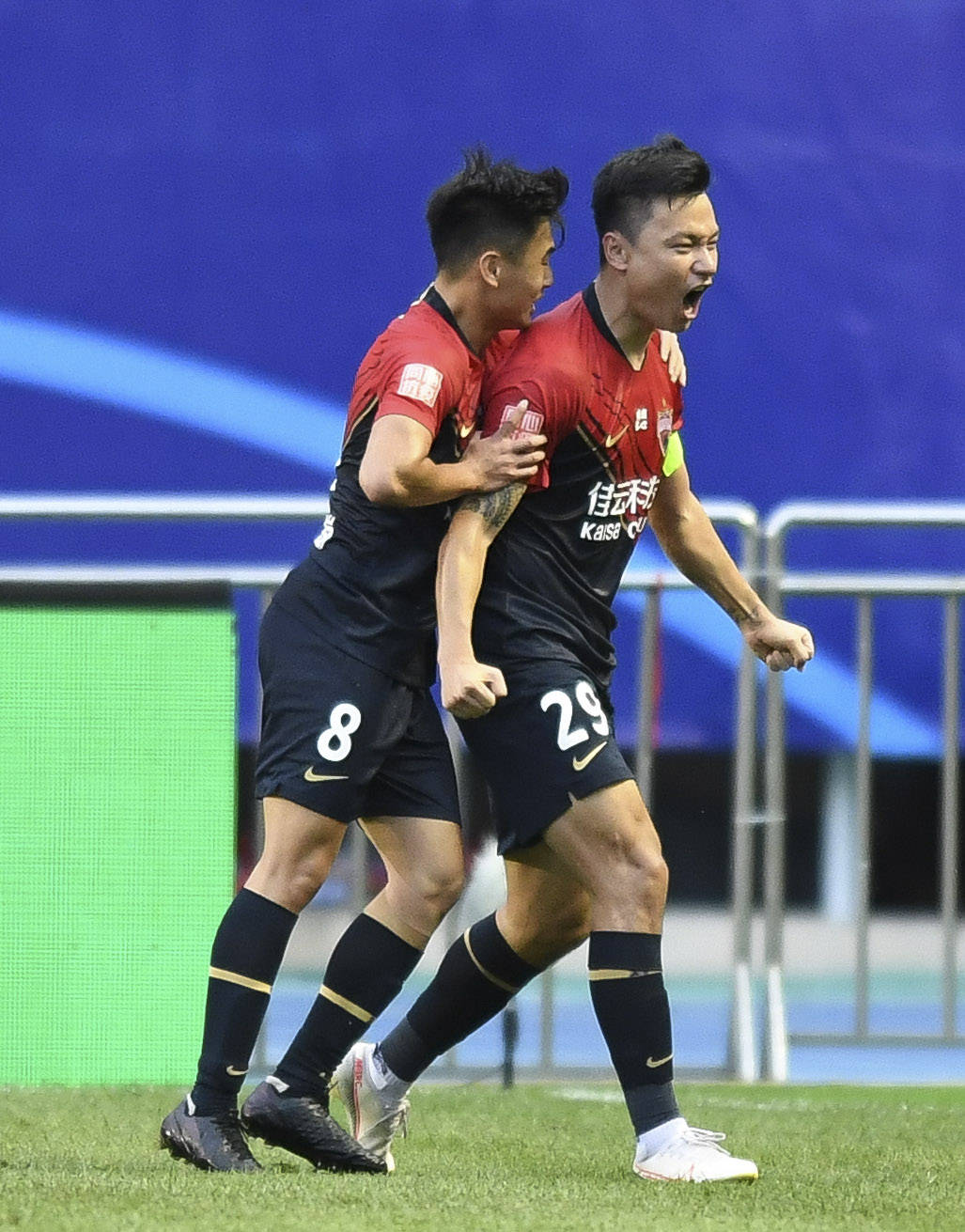 鲁能-深圳佳兆业，双方握手言和