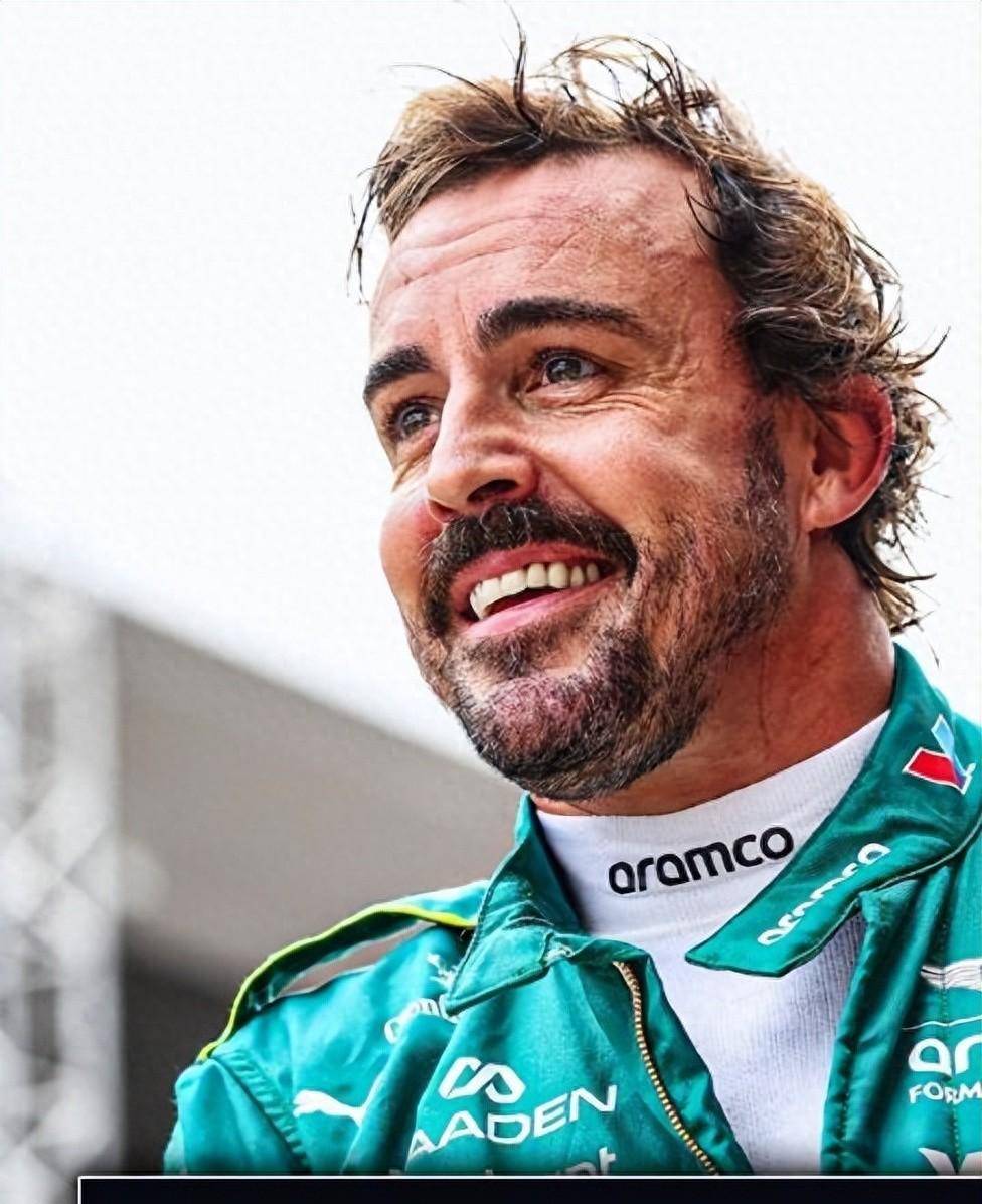 开云平台-索伯车队鏖战梅赛德斯，阿隆索点燃赛场