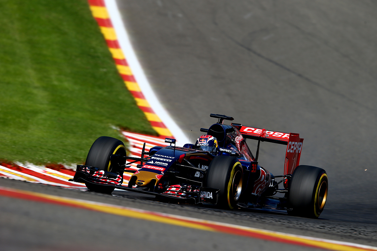 索伯车队鏖战梅赛德斯，阿隆索点燃赛场