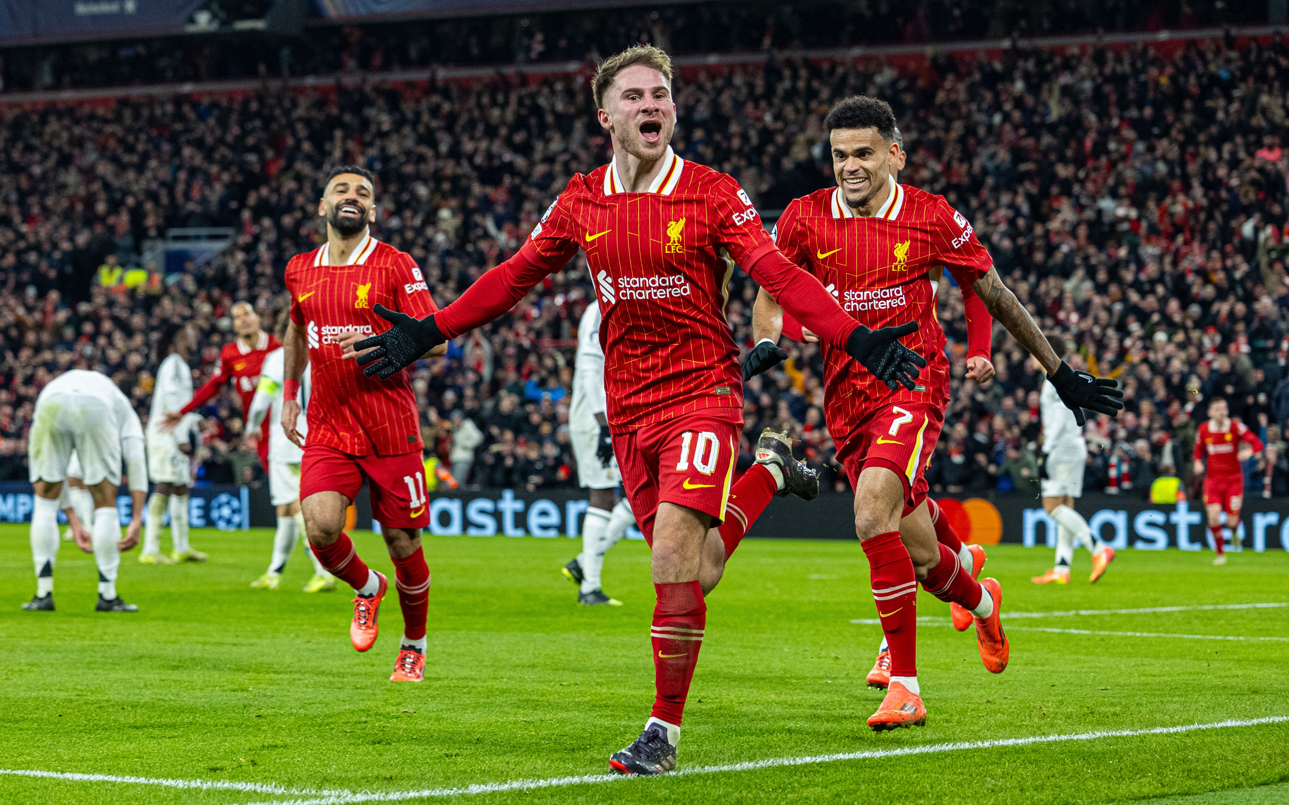 美国力克希腊,姆巴佩刷新纪录 美国力克希腊,姆巴佩刷新纪录